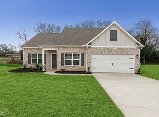 1239 Fendt Dr, Locust Grove, GA 30248