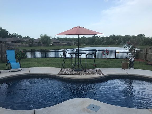 Salt water pool 