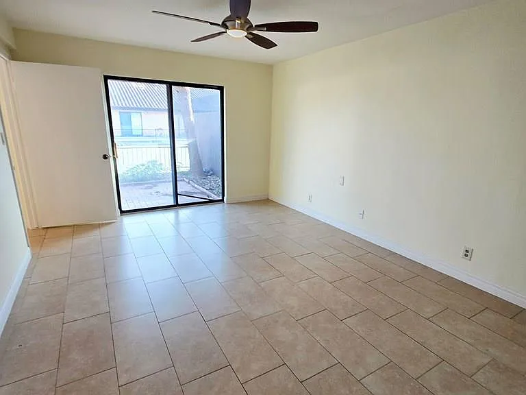 17 Waterfront Dr — Photo 9
