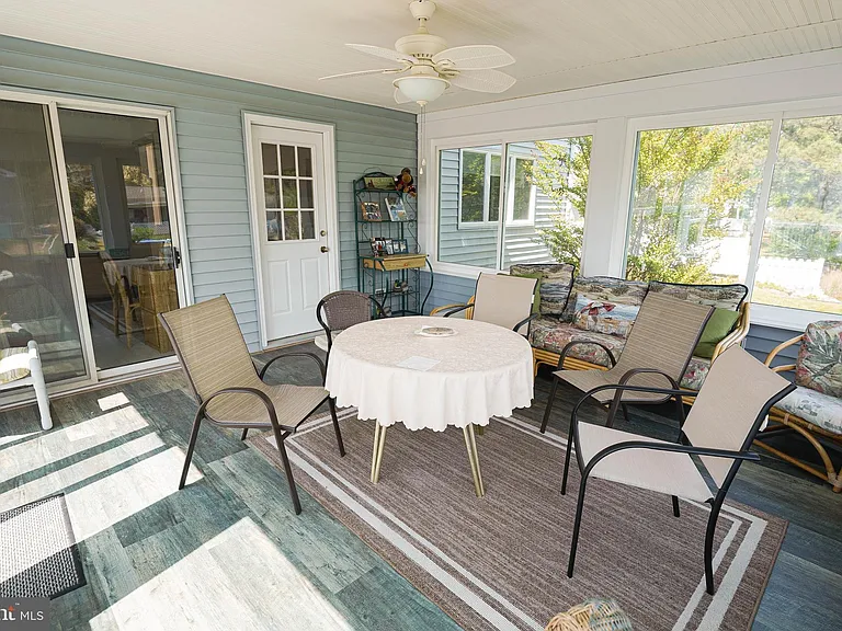 39028 Bayview W — Photo 55