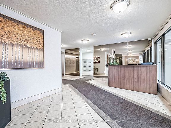 5th image of 18 Knightsbridge Rd #508