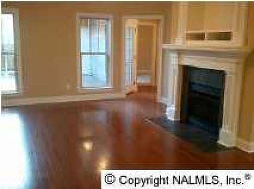 4th image of 523 W Mossyleaf Dr SW