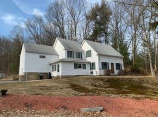 15 Eaton St, Fitchburg, MA 01420