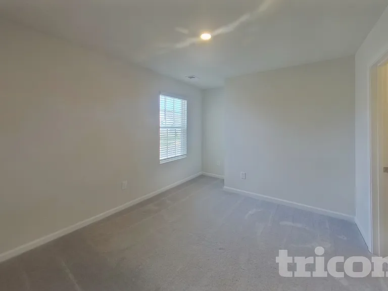 2115 Brechin Rd — Photo 9