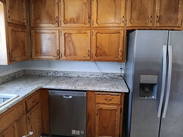 9825 Robin Ave NE — Photo 3