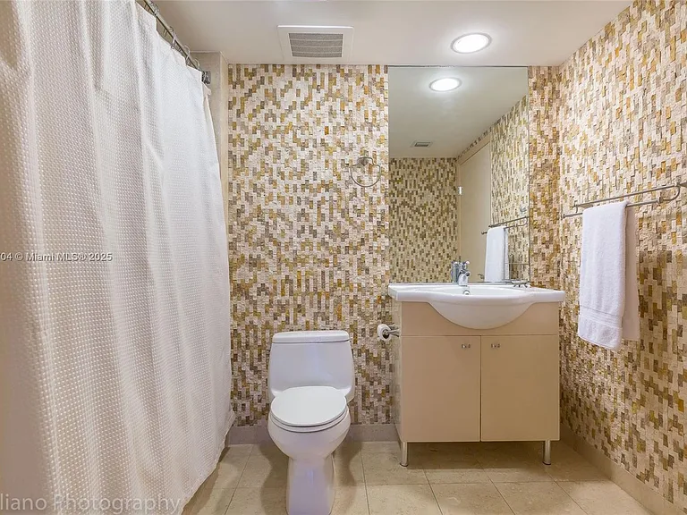 1830 S Ocean Dr #1107 — Photo 9