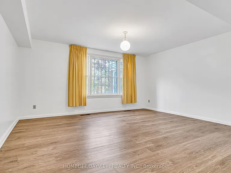 22 Salonica Rd — Photo 32