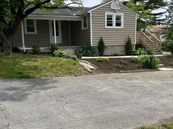 32 N Donnerville Rd, Mountville, PA 17554