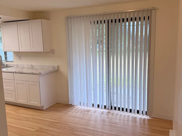 17505 38th Dr NE — Photo 11