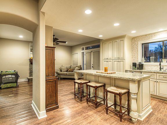 4th image of 15715 E Cervantes Ct