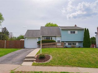 1923 Catasauqua Rd, Bethlehem, PA 18018