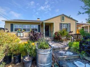 2698 Riverside Dr, Costa Mesa, CA 92627