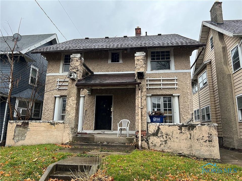 1st image of 2443 Parkwood Ave