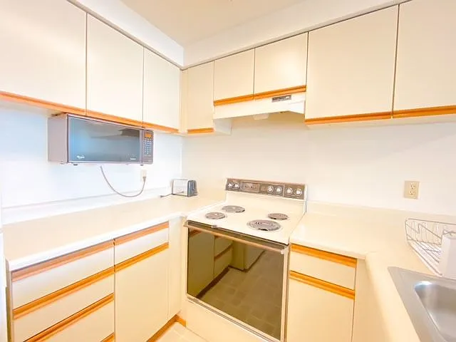 4011 Whitman Ave N #303 — Photo 12