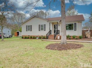 204 Charles St, Clayton, NC 27520