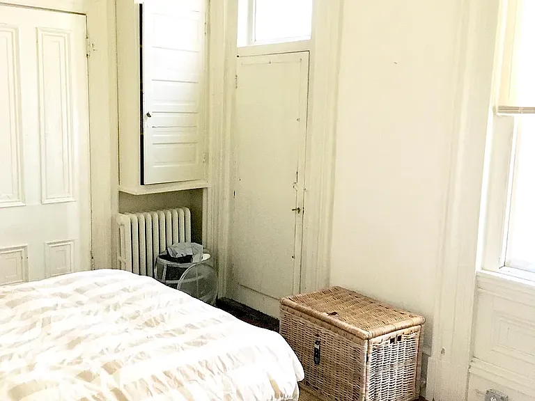 1929 Chestnut St #2R — Photo 8