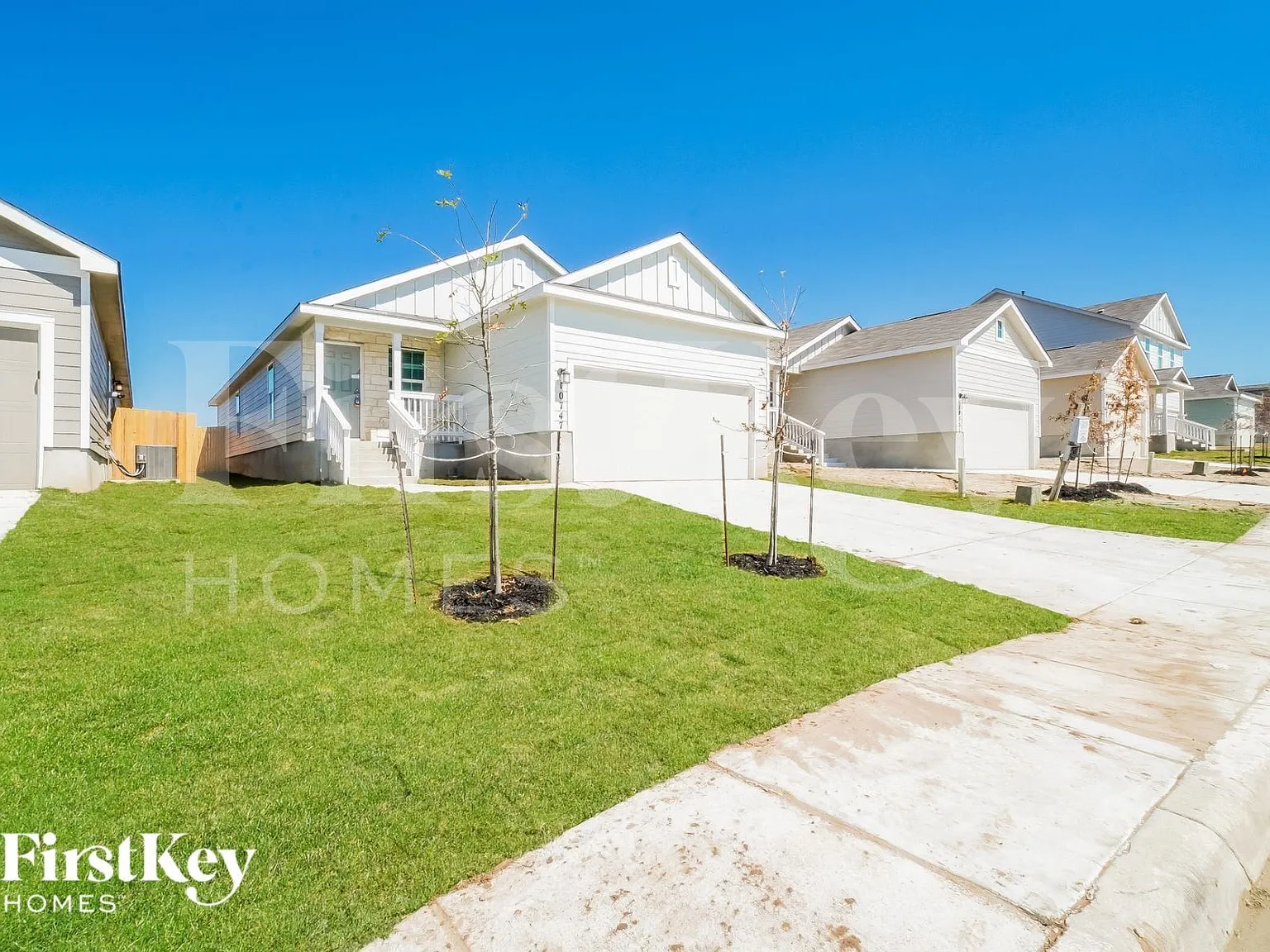 4 bed, 2.0 bath, 1627 sqft, $1,780 — Photo 2