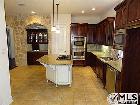 4th image of 3413 Sliding Rock Dr