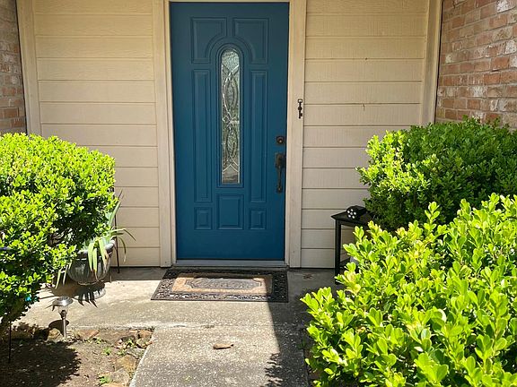 4th image of 8806 Donys Dr