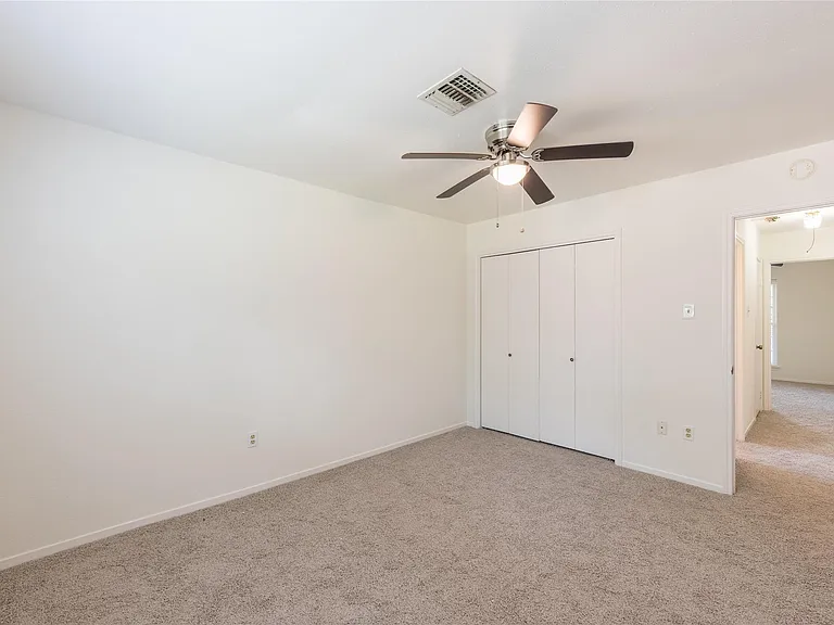 1663 Chilton Ln — Photo 7