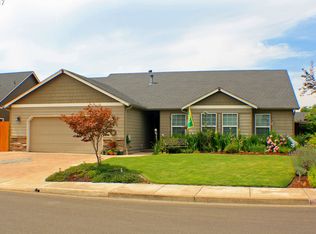 295 Walnut St, Junction City, OR 97448