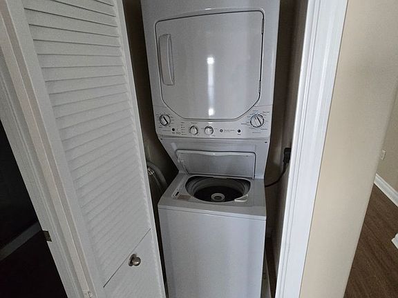 2nd image of 921 S Sunshine Ave S APT 3