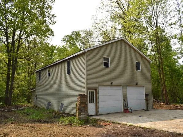 192 Millbrook Rd, Mercer, PA 16137