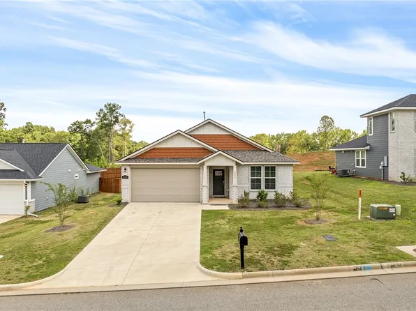 1275 Crescent Blvd, Auburn, AL 36830