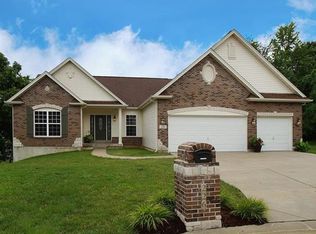 226 Wynnbrooke Circle Dr, Fenton, MO