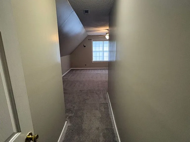 5575 Mary Ln — Photo 3