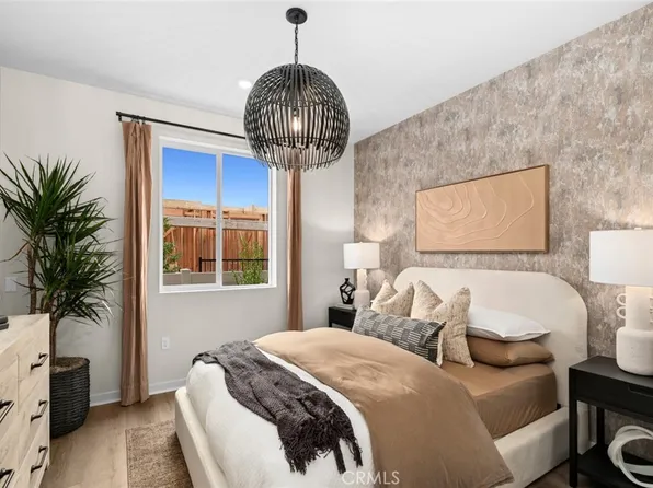 11731 Bailey St, Garden Grove, CA 92845