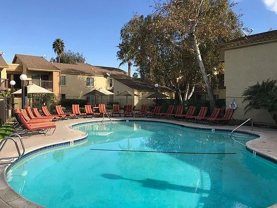 6070 Rancho Mission Rd — Photo 16