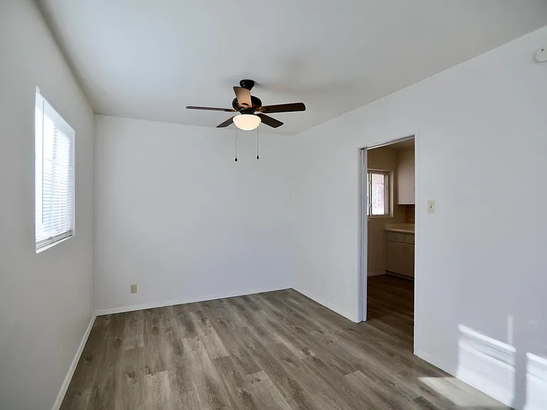 9018 Claremont Ave NE — Photo 5