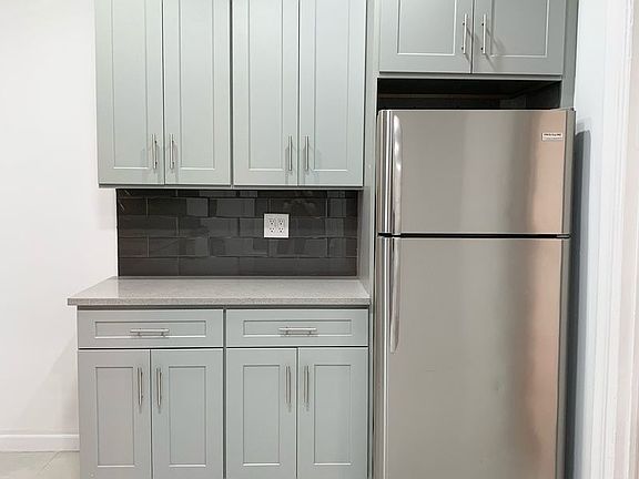 3rd image of 6914 4th Ave Floor 3