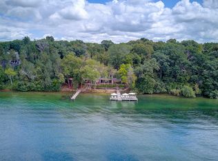 5975 Cedarhurst Ln, Hartland, WI 53029