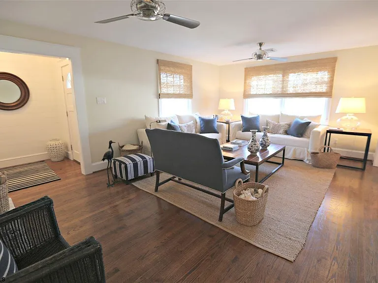 8102 Marshall Ave — Photo 3