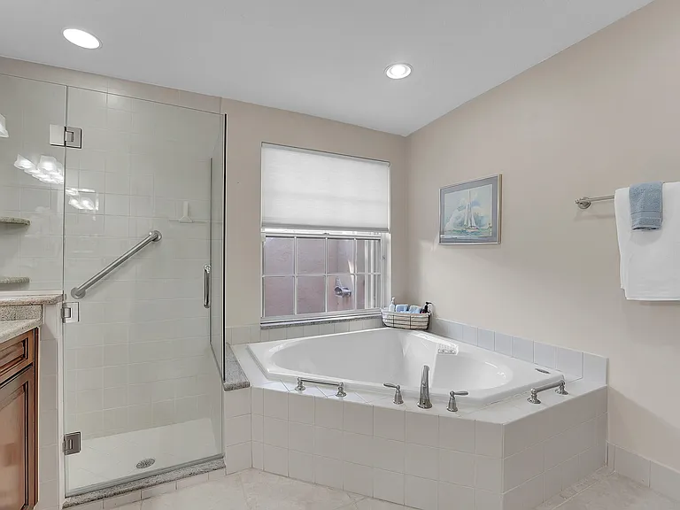 7305 Marsh Ter — Photo 15