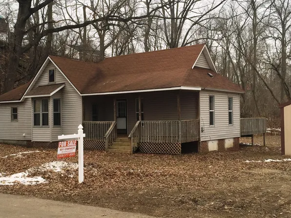 220 Spruce St, Allegan, MI 49010