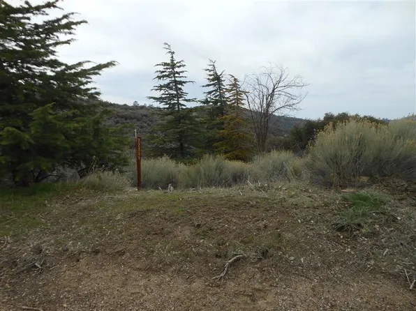 22351 Amberwood Ct, Tehachapi, CA 93561