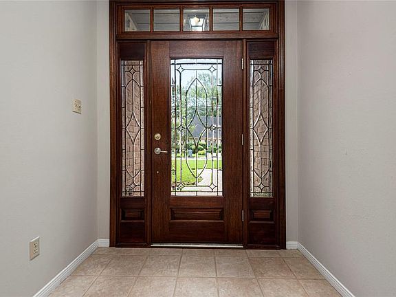 5th image of 3323 Village Falls Ct