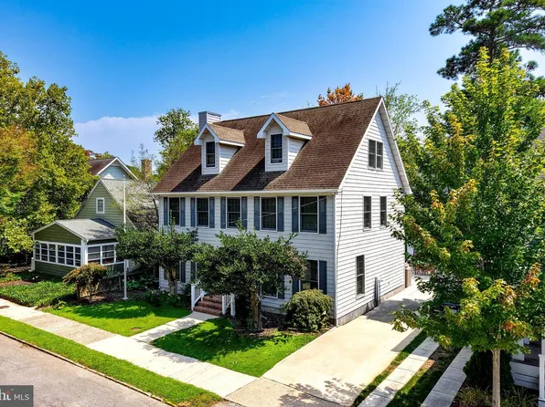 204 Stockley St, Rehoboth Beach, DE 19971