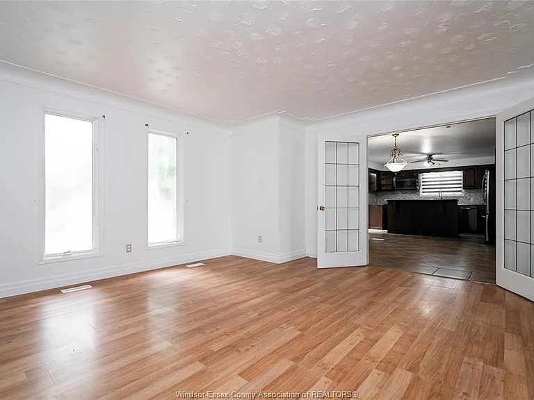16 Eugenie St #UPPER — Photo 17