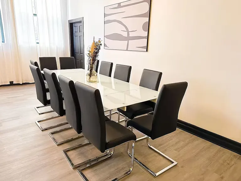 2325 S Michigan Ave #2 — Photo 22