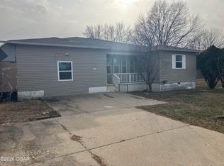 19307 Norway Rd, Neosho, MO 64850