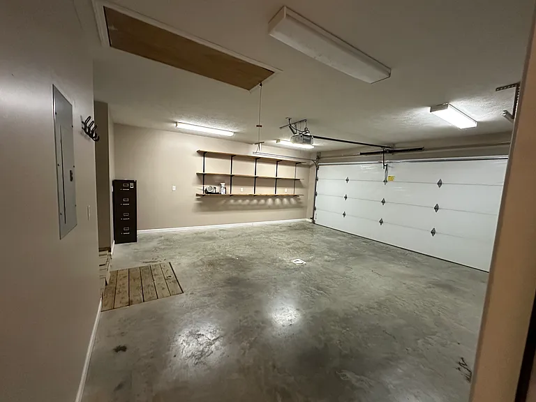 105 Southridge Villages Ave #105 — Photo 8