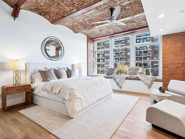 174 Washington Street image 19 of 32