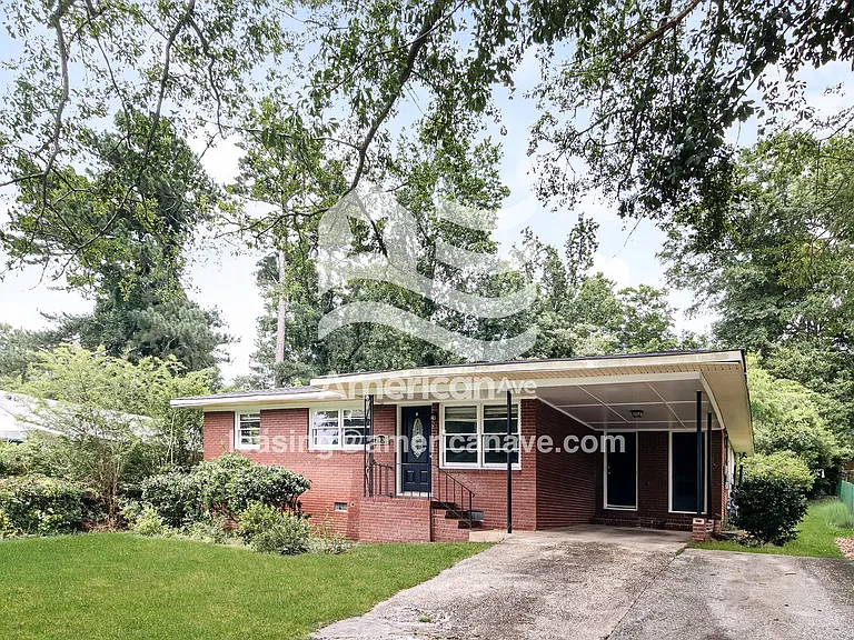 558371_002_front_view_2.jpg