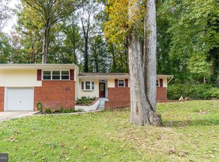 18328 Sharon Rd, Triangle, VA 22172