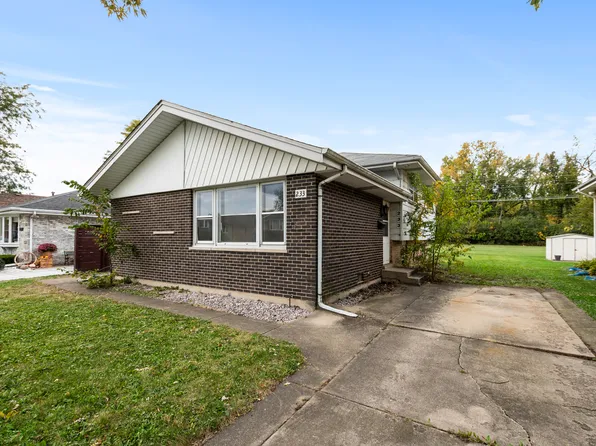 233 Magnolia Plz, South Chicago Heights, IL 60411