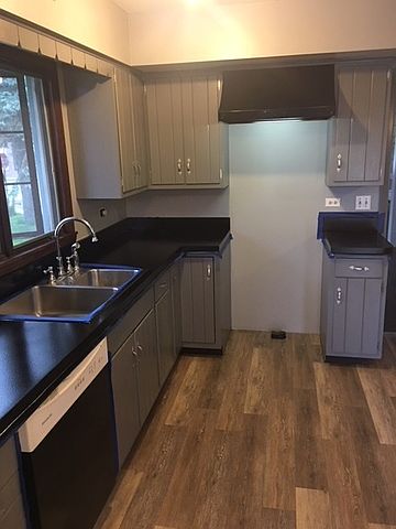 1st image of 2719 Marwood St